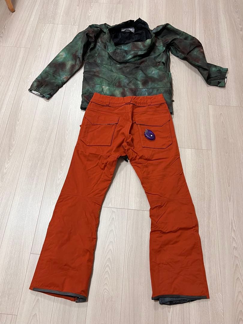 スノーボードウェア　ボルコムVOLCOM セット