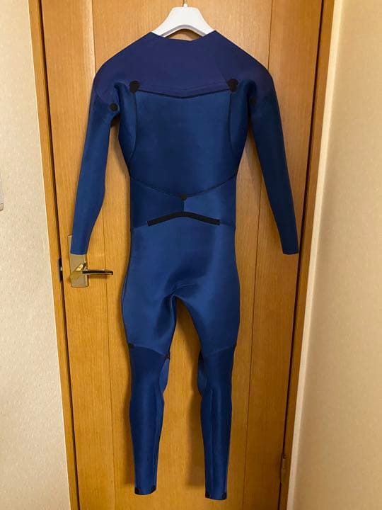 ☆レア美品☆レディースウエットスーツ3ミリ【ML】