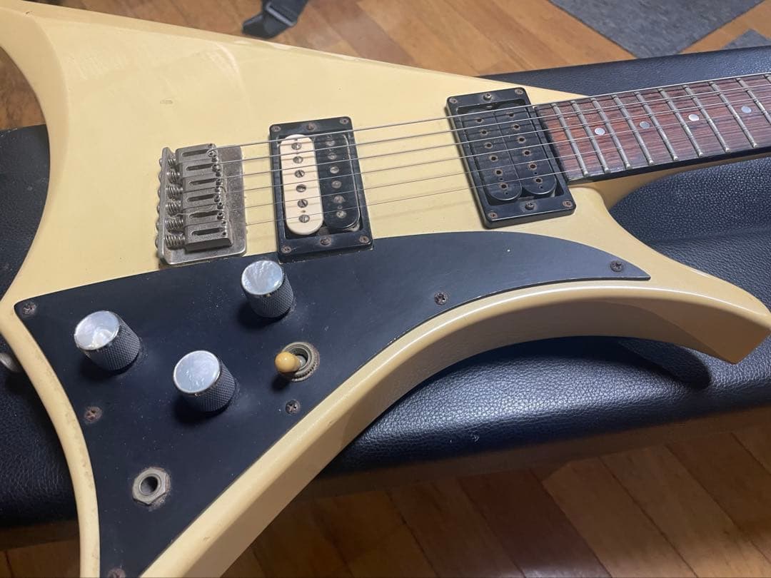 【変形　エレキギター】H.S Anderson KITE【ジャパビン】