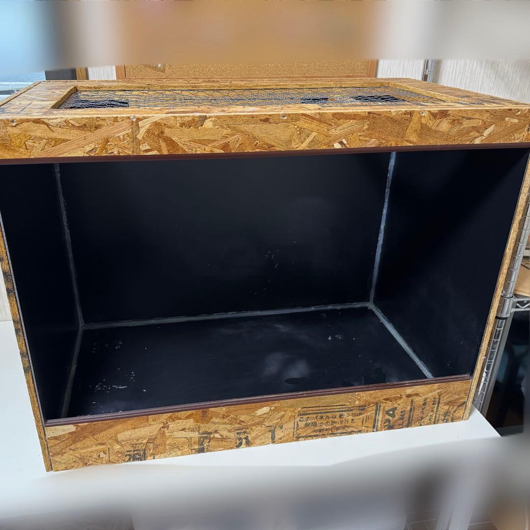 大型爬虫類用ケージ