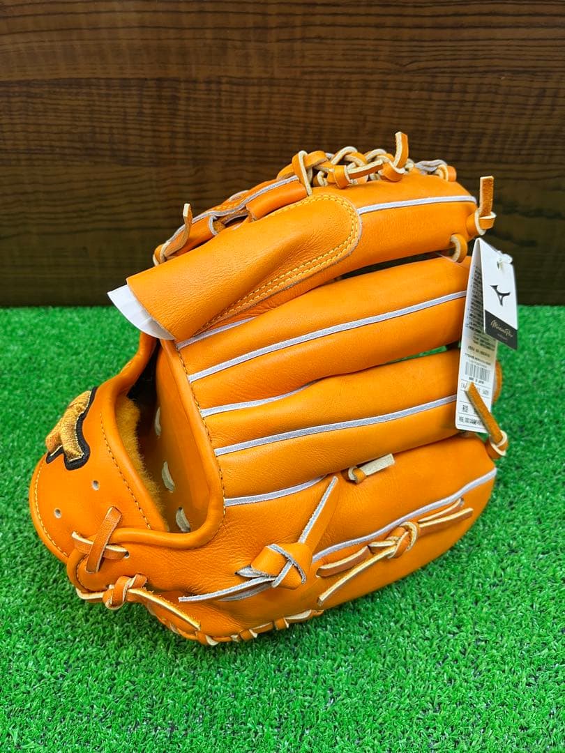 ・新品未使用　25年新色　硬式　ミズノプロクラシック　ビターオレンジ