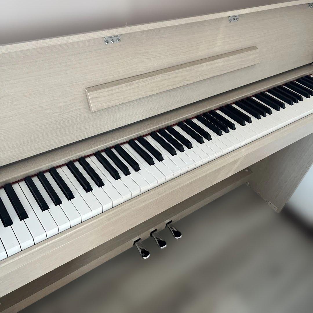 YAMAHA 電子ピアノ