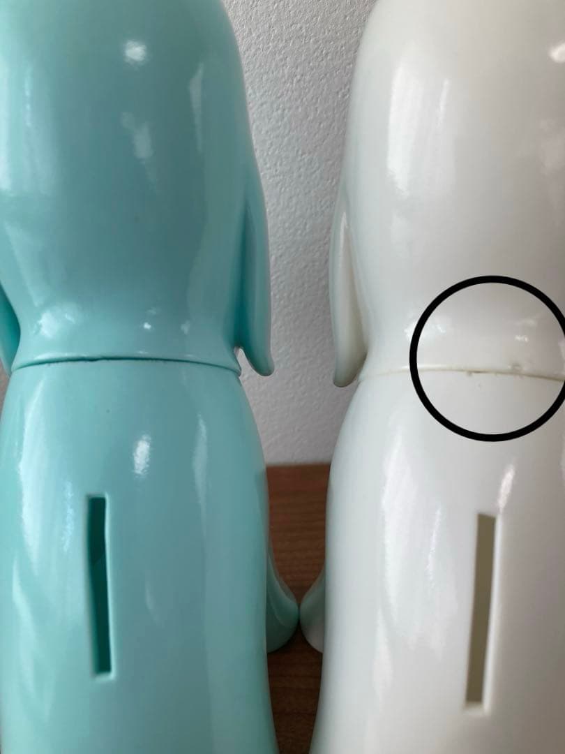 あ*れ様 奈良美智 青森県立美術館 リンデン あおもり犬貯金箱 （白・水色）