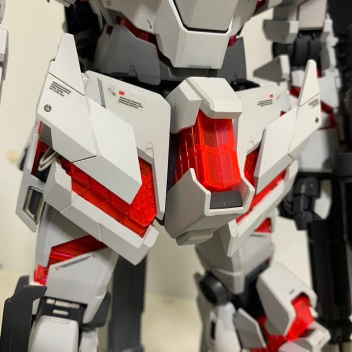 パーフェクトグレード ユニコーンガンダム ガンプラ 全塗装 完成品 PG