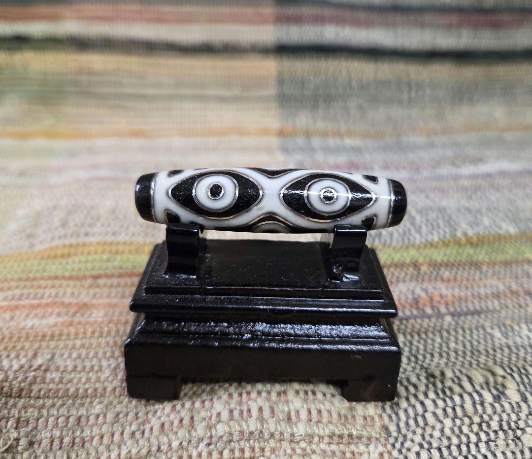 057 天珠　龍眼銀線天珠　　龍六眼　　　dzibeads！