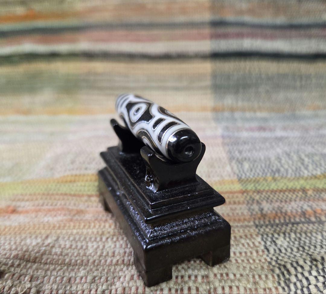 057 天珠　龍眼銀線天珠　　龍六眼　　　dzibeads！