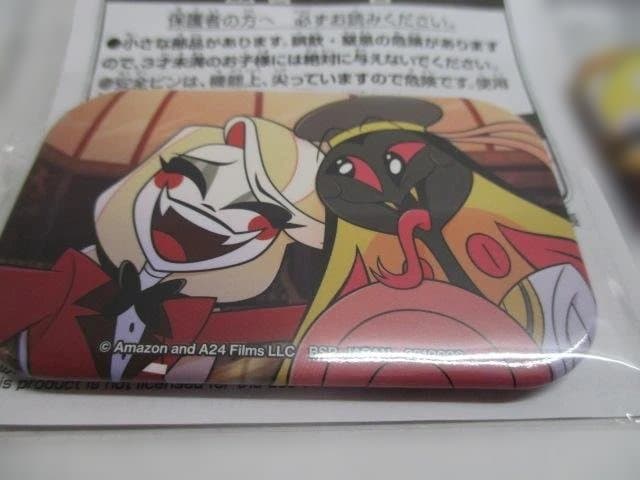 【未開封品】ハズビンホテルへようこそ　スクエア缶バッジ　８点まとめ