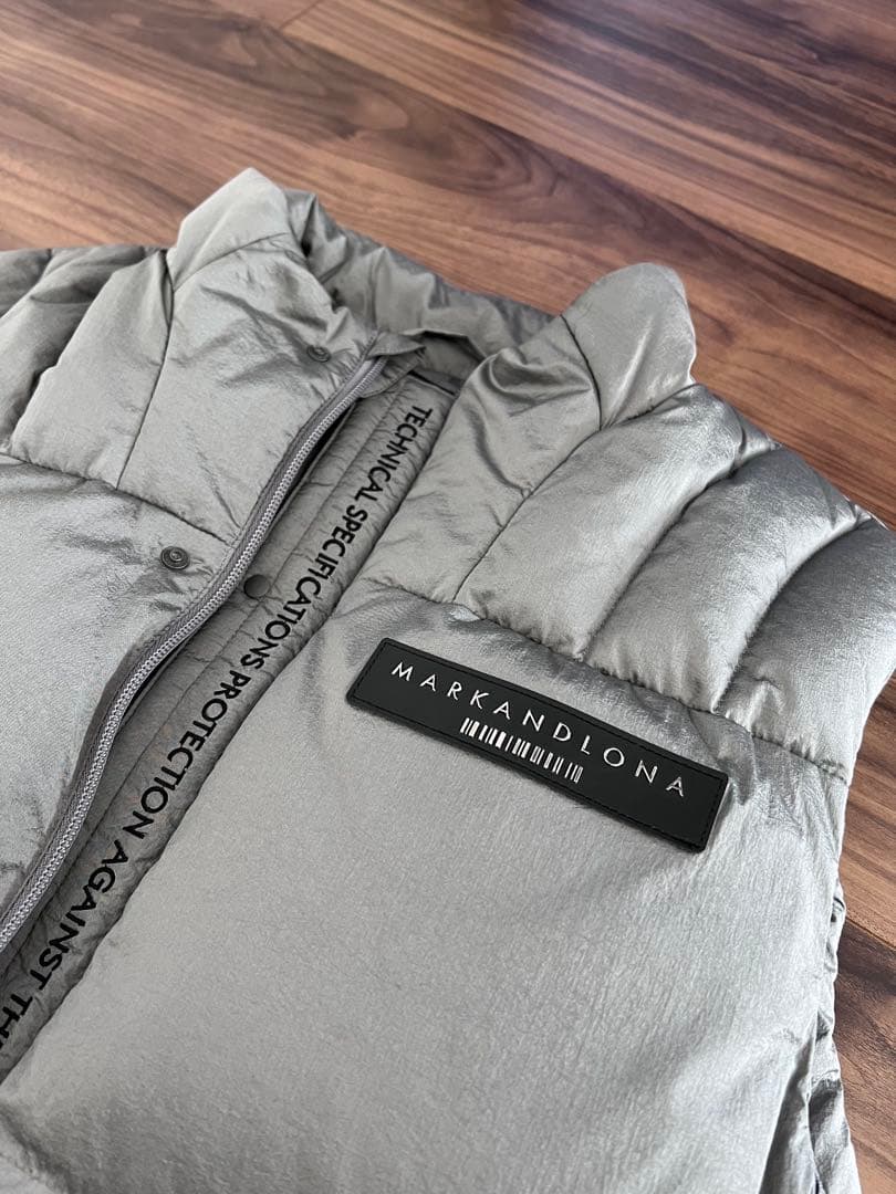 【美品】マークアンドロナ　ダウンベスト