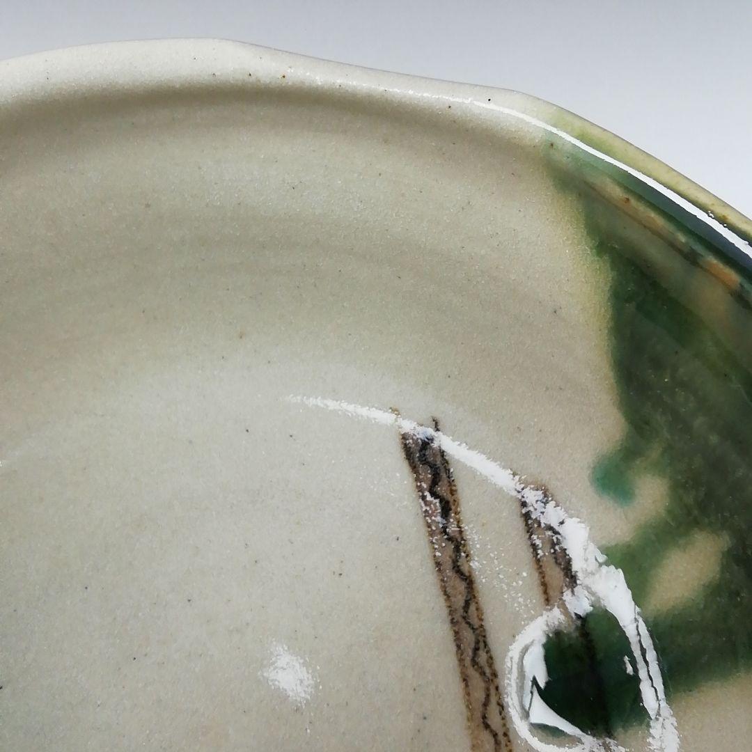 Ｔ７８５　茶碗　『織部茶碗』『菊泉窯　田中源彦 作』　共箱　抹茶碗　茶道具