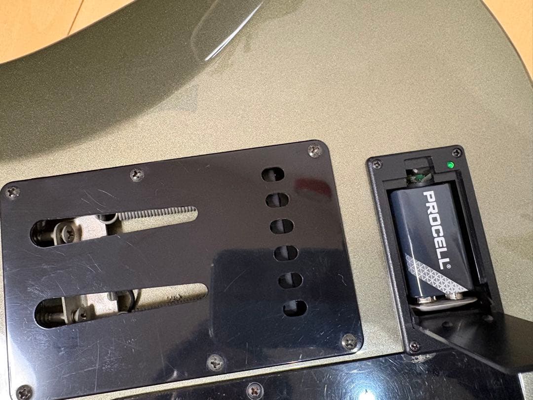 フェルナンデス　サスティナー搭載モデル