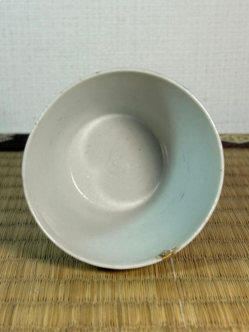 古伊万里蕎麦猪口・初期手 染付唐草　一部こんにゃく版 口縁部に金繕いあり