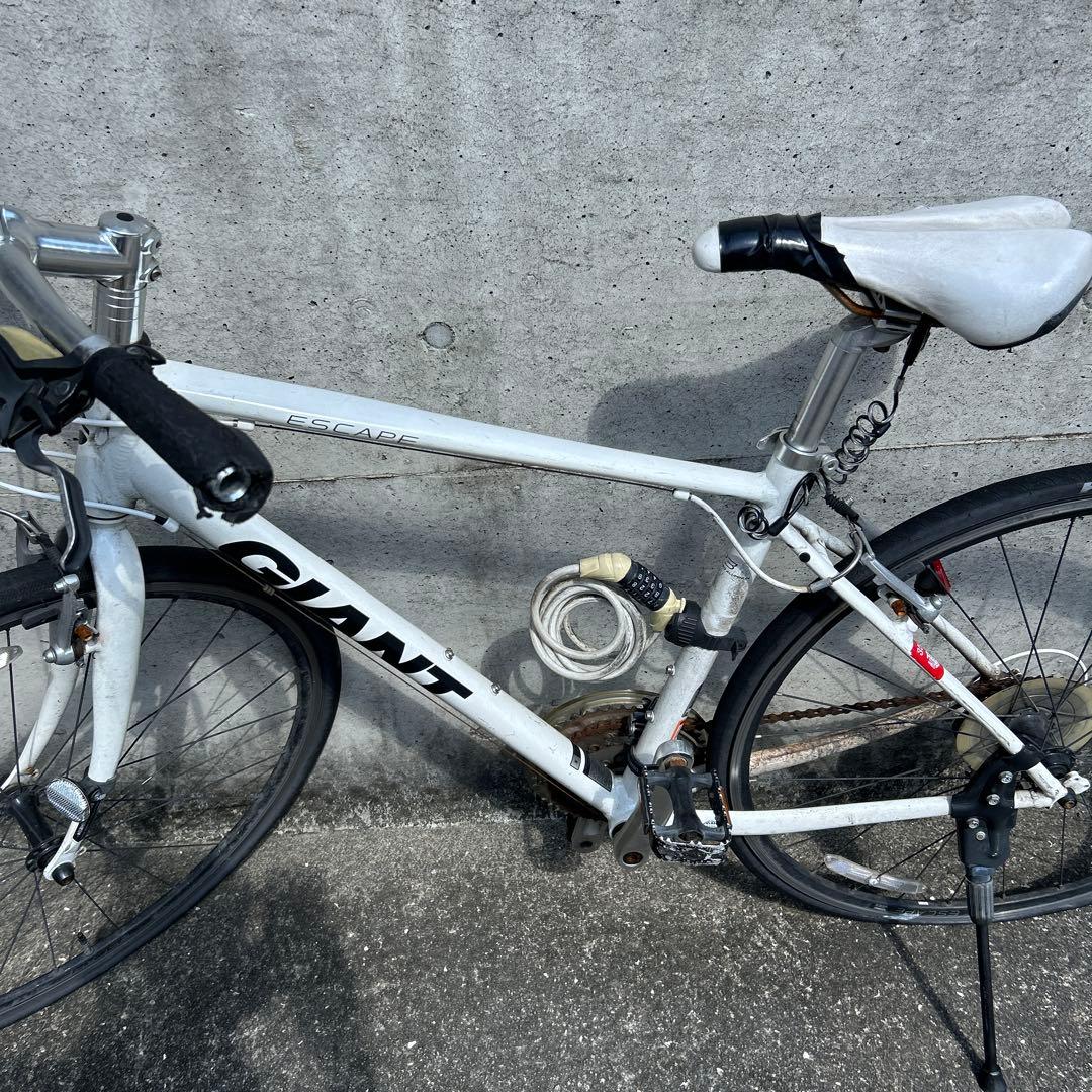 GIANT　ジャイアント クロスバイク　エスケイプ　ジャンク　引取限定