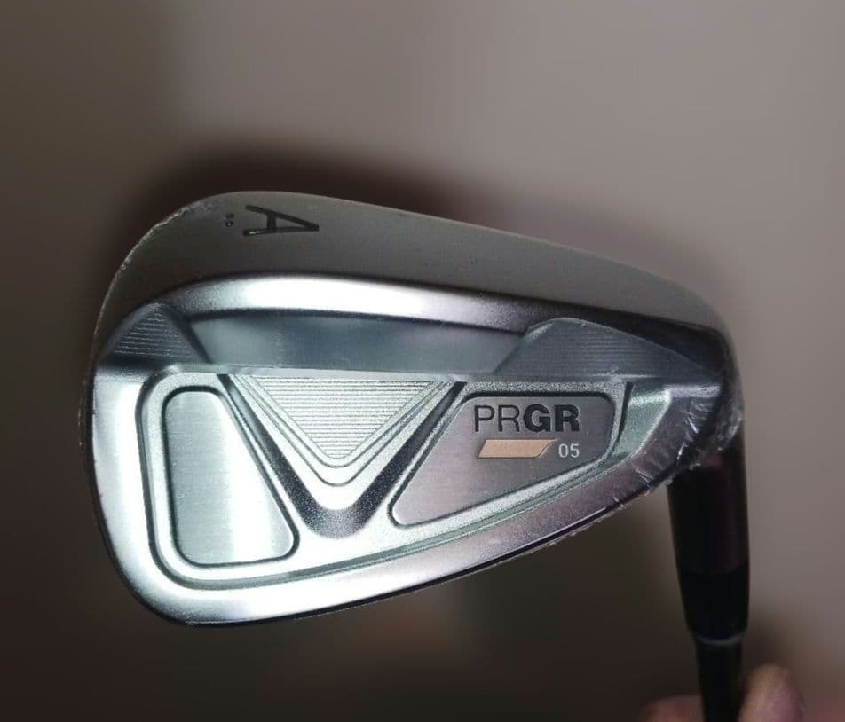 新品未使用　PRGR 05 アイアン 　AW 48°　SR