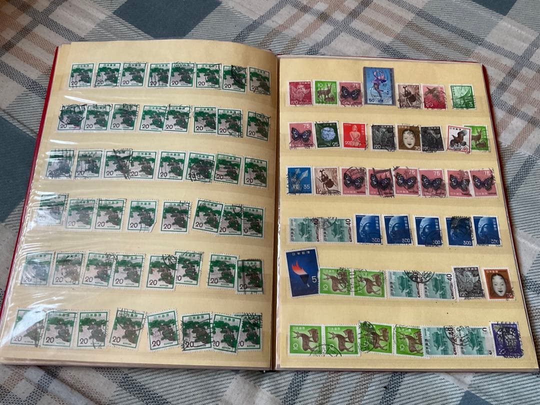 使用済み切手／日本国内の切手　アルバムにビッシリシリーズ第3弾【昭和レトロ】。