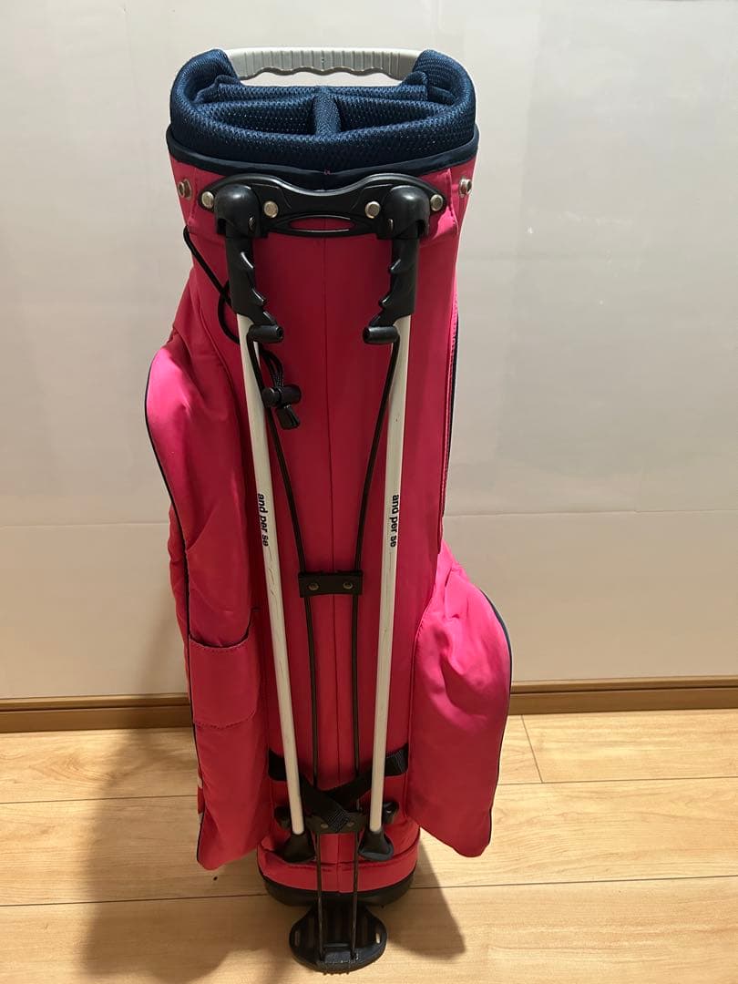 and per se （アンパスィ）キャディバッグ