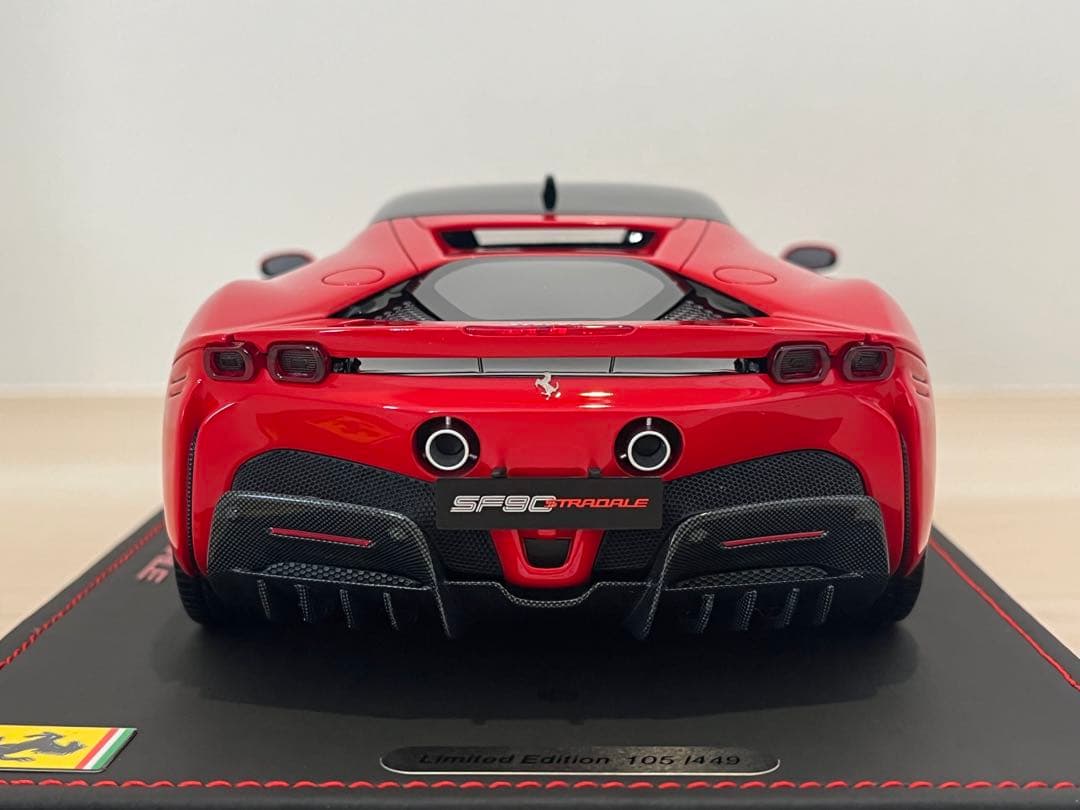 BBR 1/18 ポルシェSF90 Stradale 105/449台限定モデル