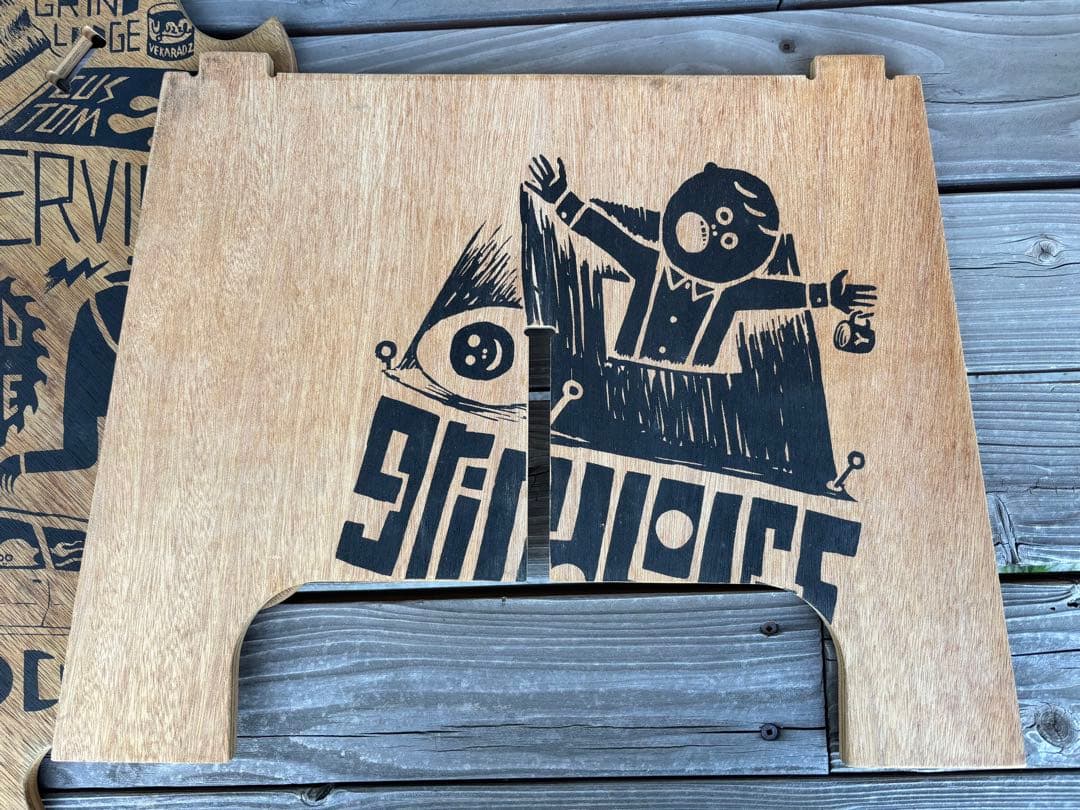 MomoGGGRIND LODGE ソーテーブル　全面刷り