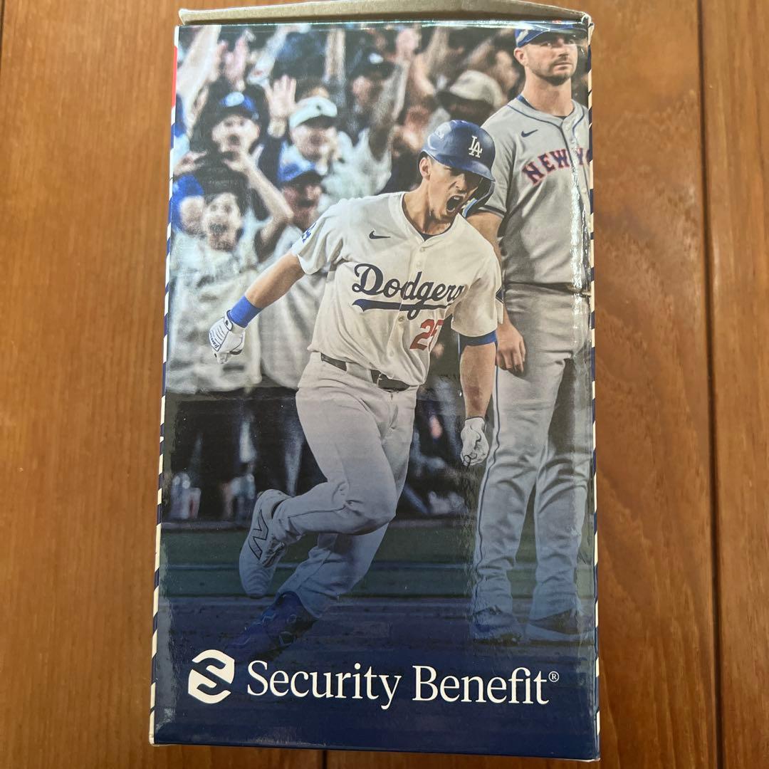 ドジャース　トミー・エドマン フィギュア 25