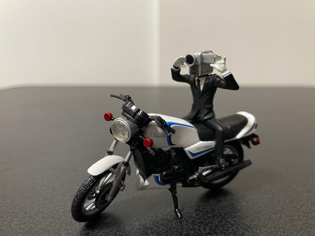 アオシマ　GTO 火の玉　ZI ZⅡ RZ ミニチュアバイクセット 希少