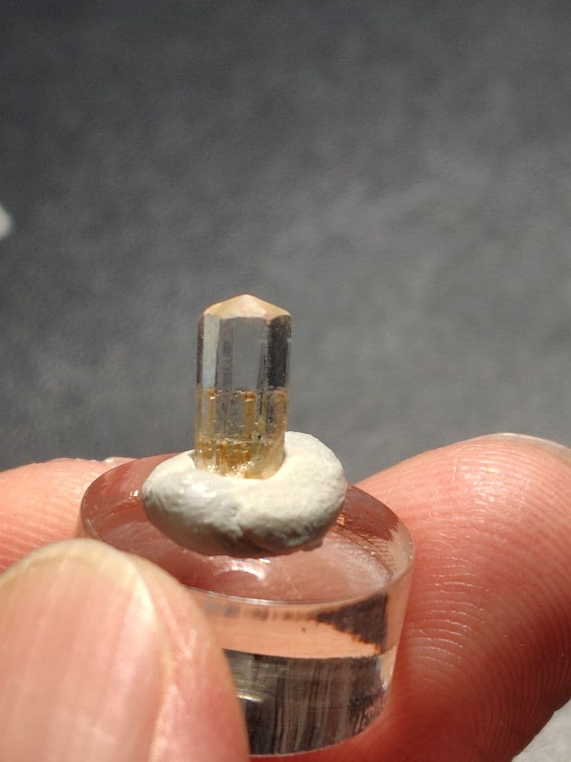 フェナカイト　ミャンマー産　1029