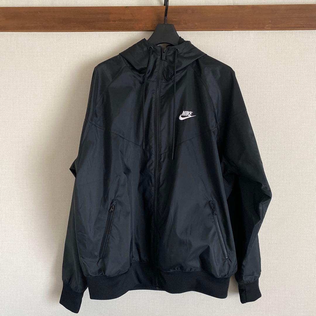Nike ブラック ウィンドブレーカー