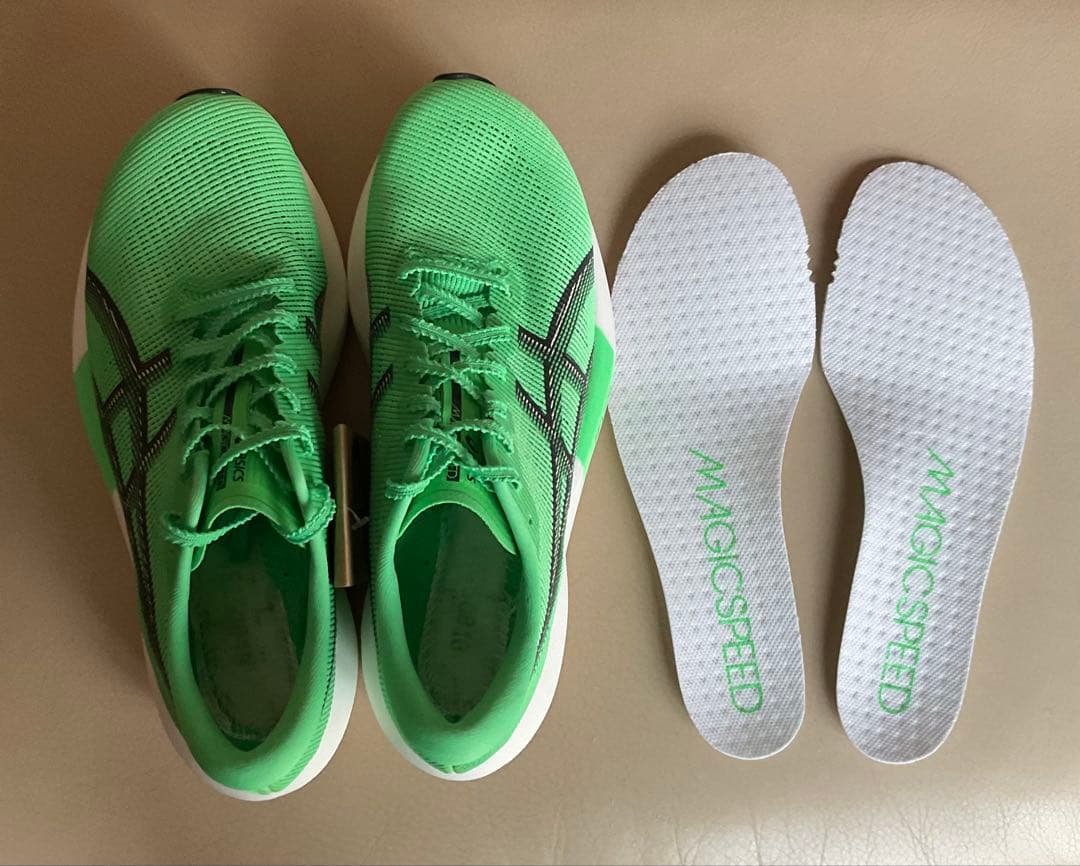 アシックス MAGIC SPEED ５