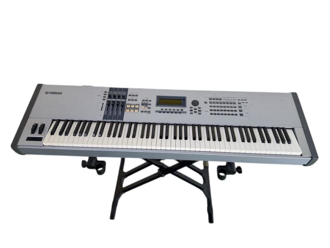 YAMAHA MOTIF ES8　付属品多数　現状品
