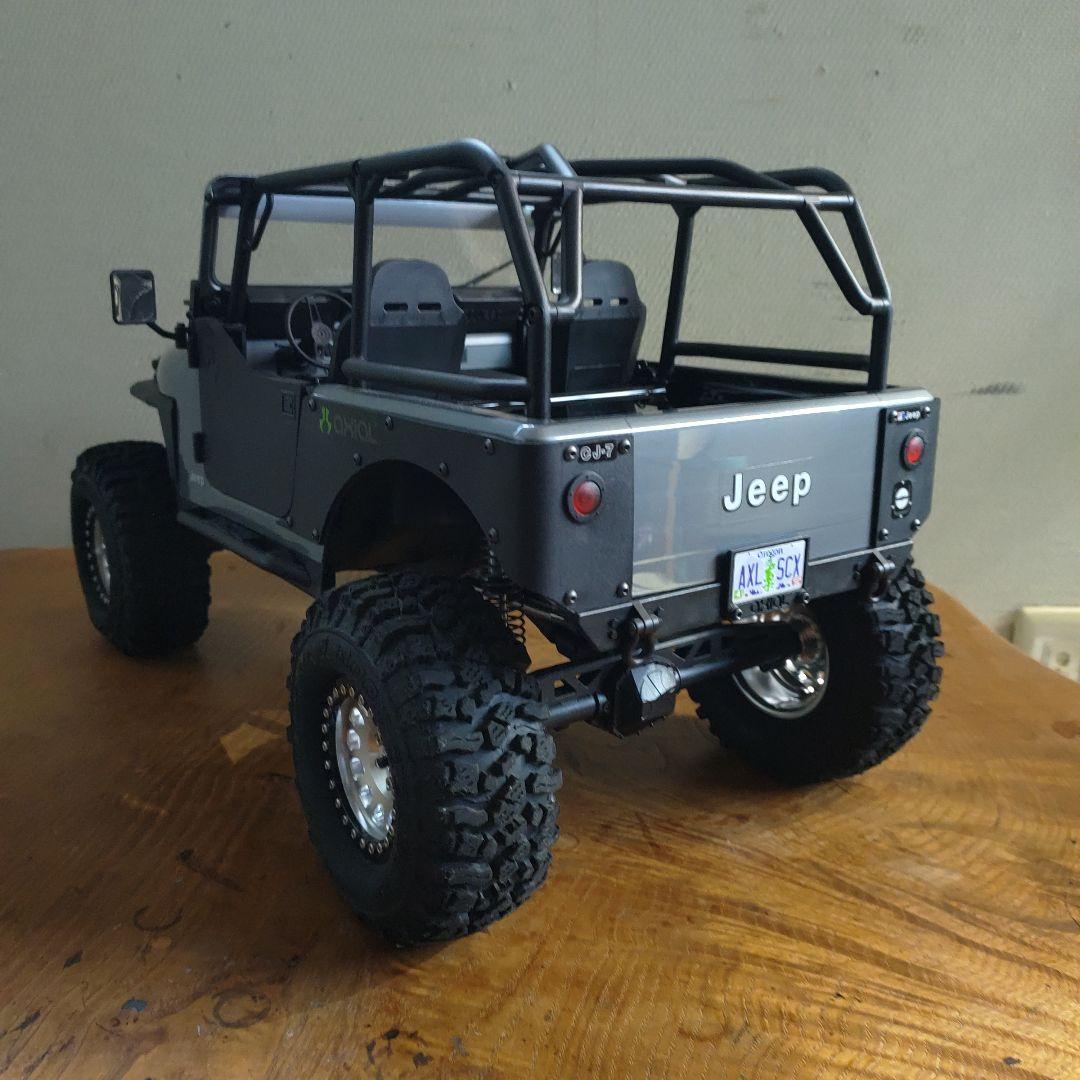 アキシャルSCX10 III Jeep CJ7