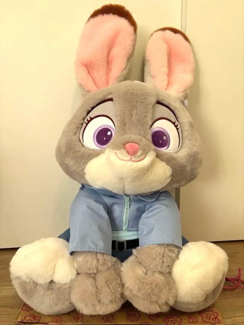 【新品】ズートピア ジュディ コストコ限定 ブランケット付きぬいぐるみ