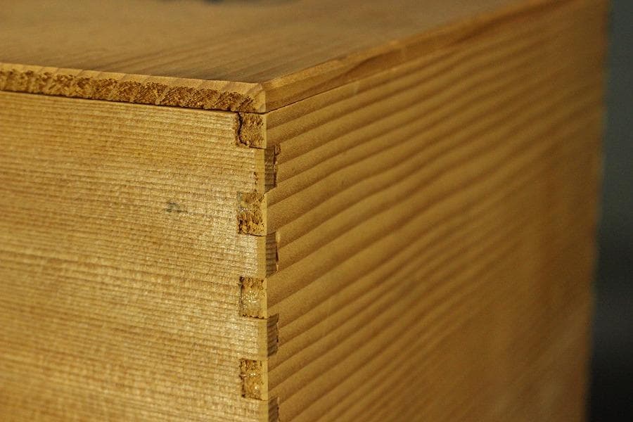 九谷 青粒 金彩色絵 人物紋 壷 共箱 φ23cm(LC653)