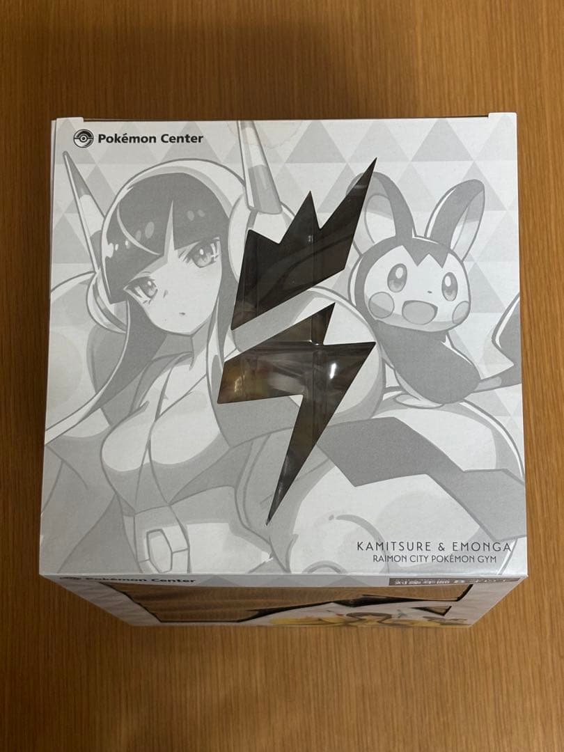 ポケモンセンター カミツレ＆エモンガ フィギュア