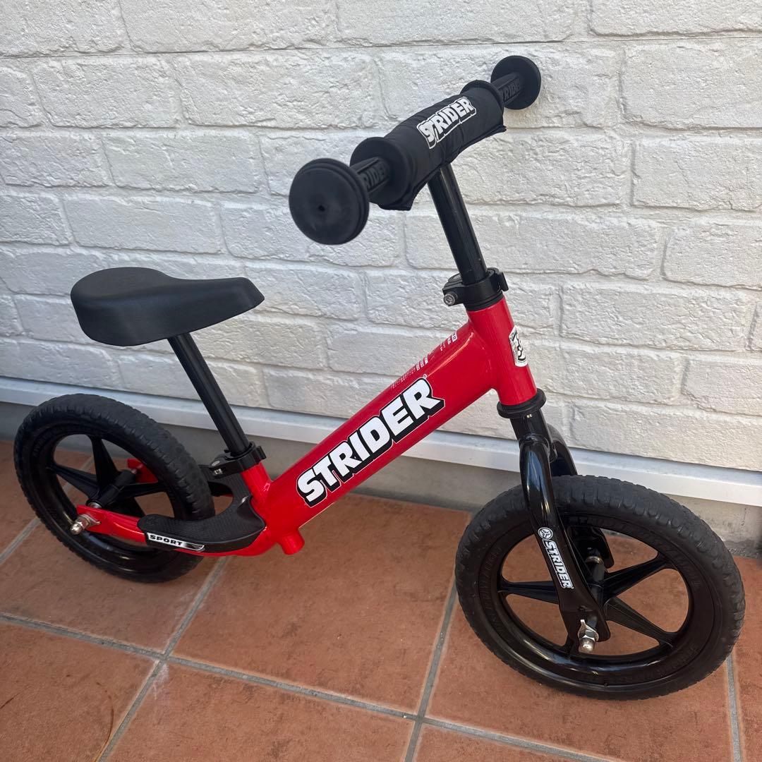 【美品】 STRIDER ストライダー スポーツモデル バランスバイク レッド