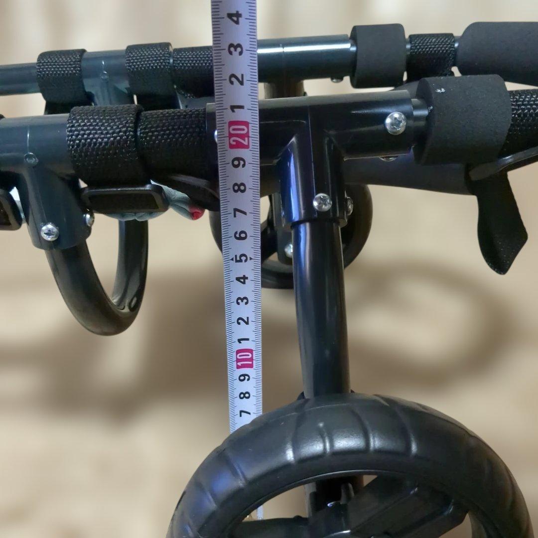 ワンちゃん4輪　リハビリ　食事補助　犬用車椅子　シニア犬介護　犬の歩行器