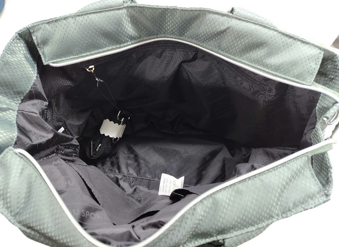 M.U SPORTSのボストンバッグ