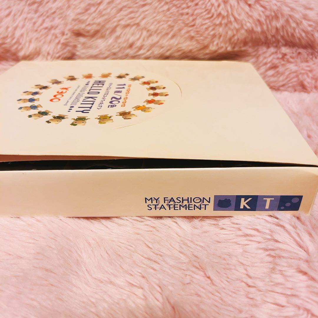 希少激レア　ハローキティ　ケース入りマスコットフィギュア　2002 全20種