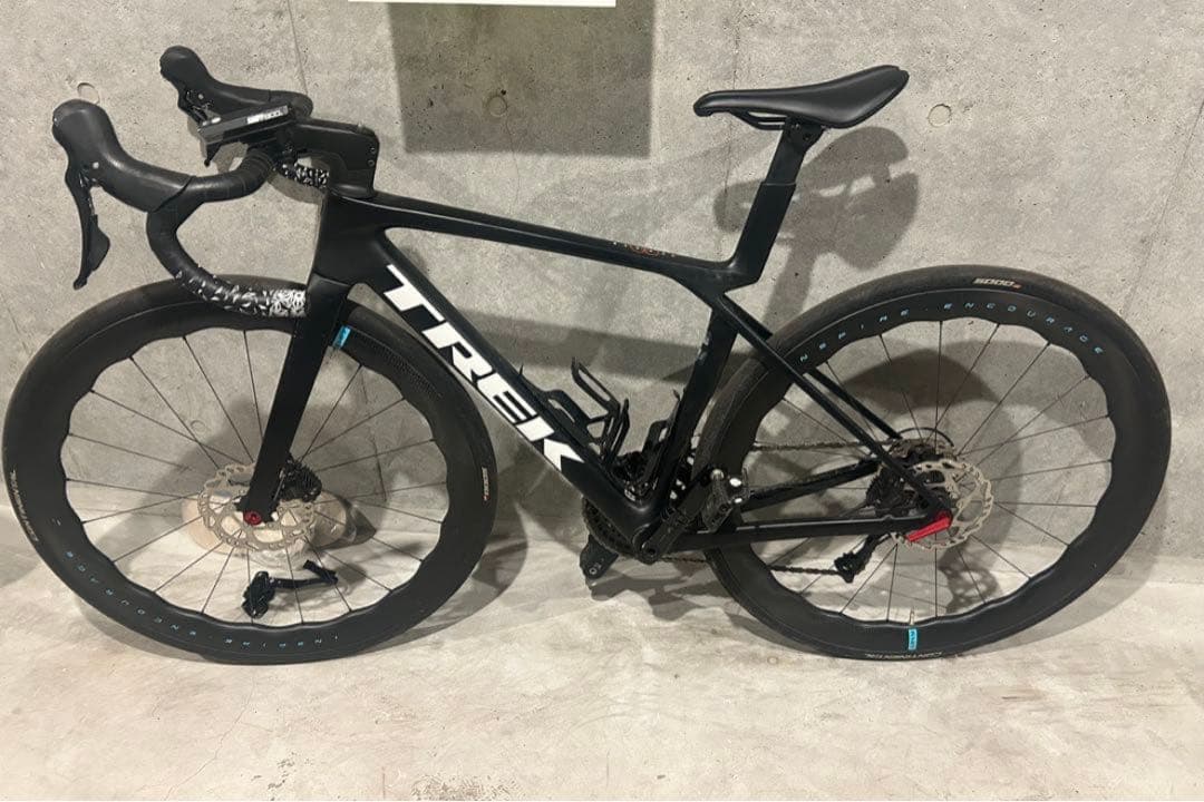 MADONE SL5 GEN8 Sサイズ　　カスタムあり