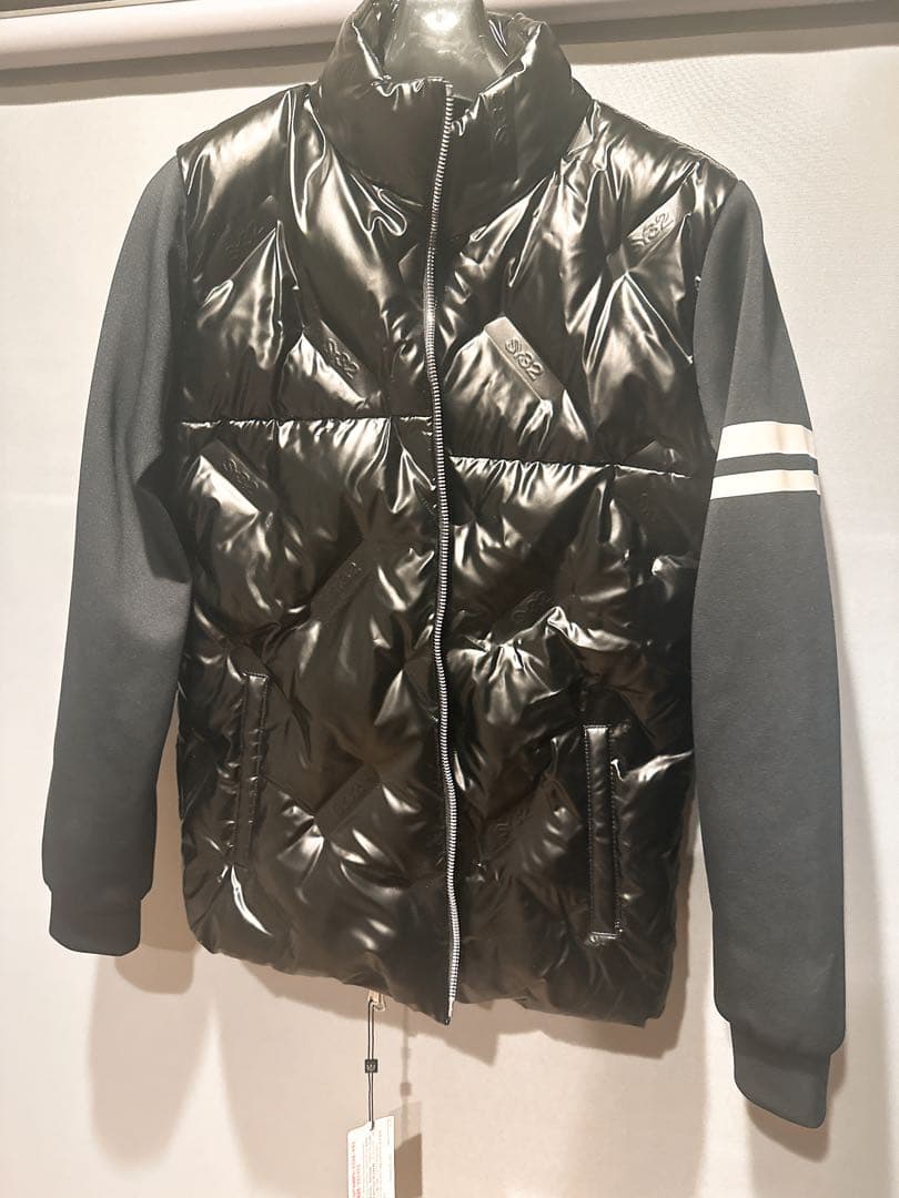 SY32 ゴルフ　レディースウエアー　ダウン