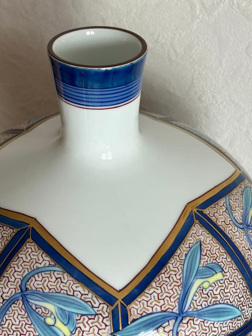 【香蘭社謹製】染錦 蘭つなぎ 花瓶【希少美品】