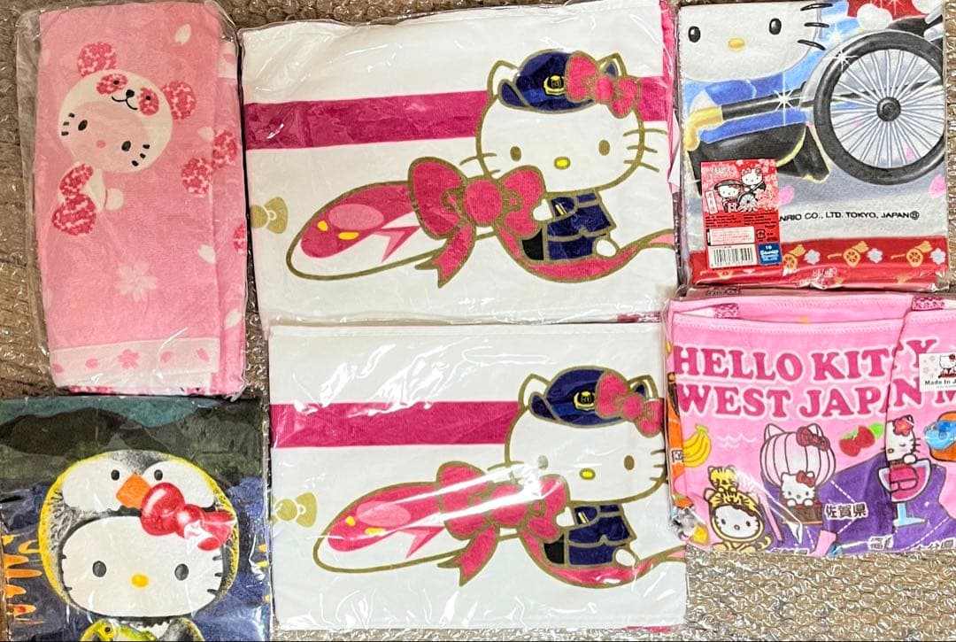 ①ご当地 限定 レア 新品未使用 ハローキティ バスタオルハンカチ サンリオ