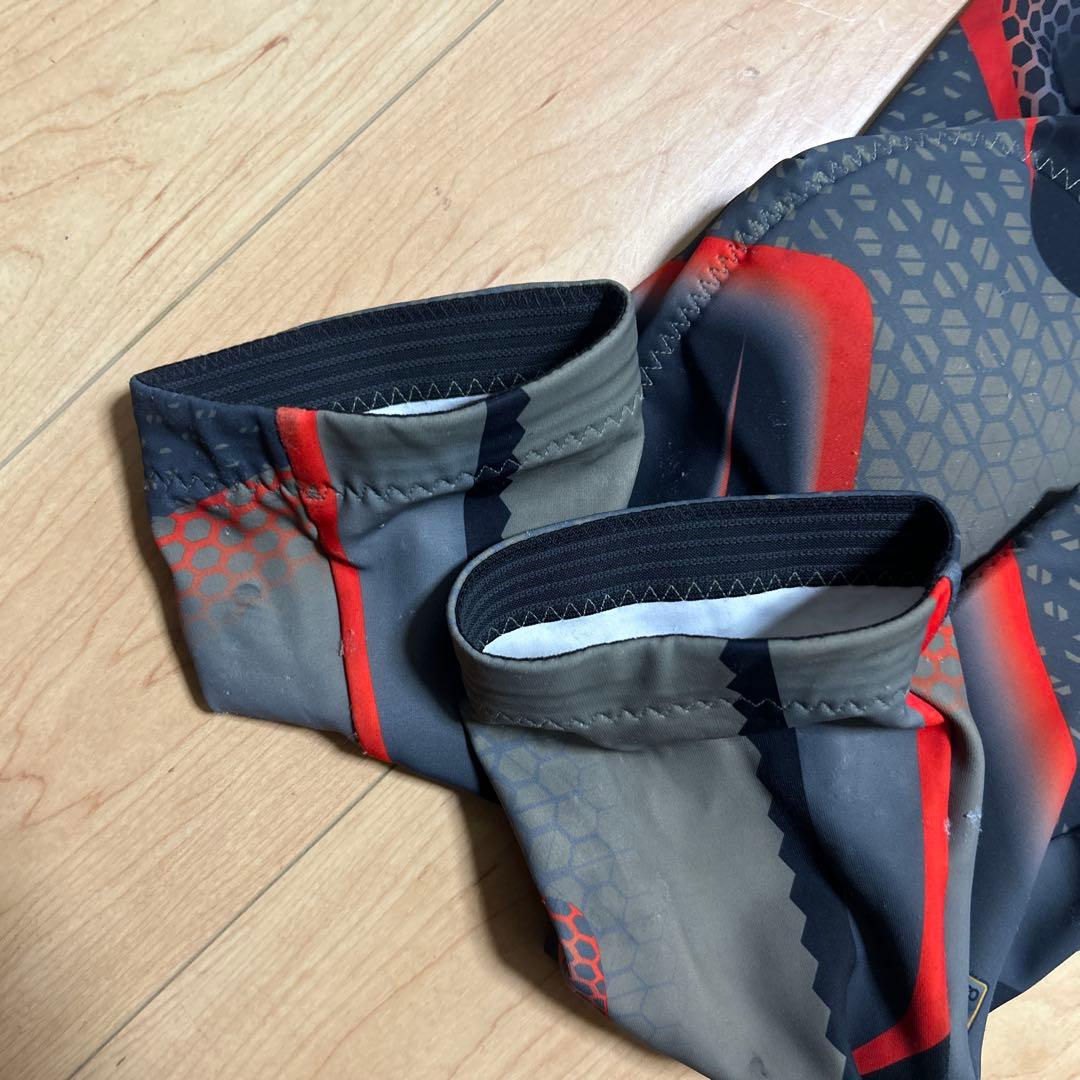 phenix スキースーツ グレー/レッド