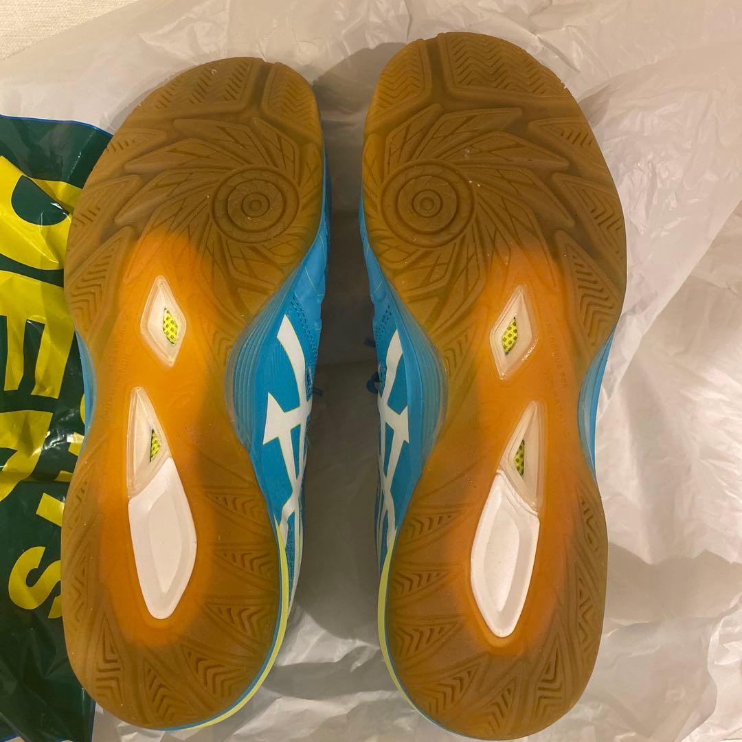 アシックス　デスタッキ　インドア　フットサルシューズ