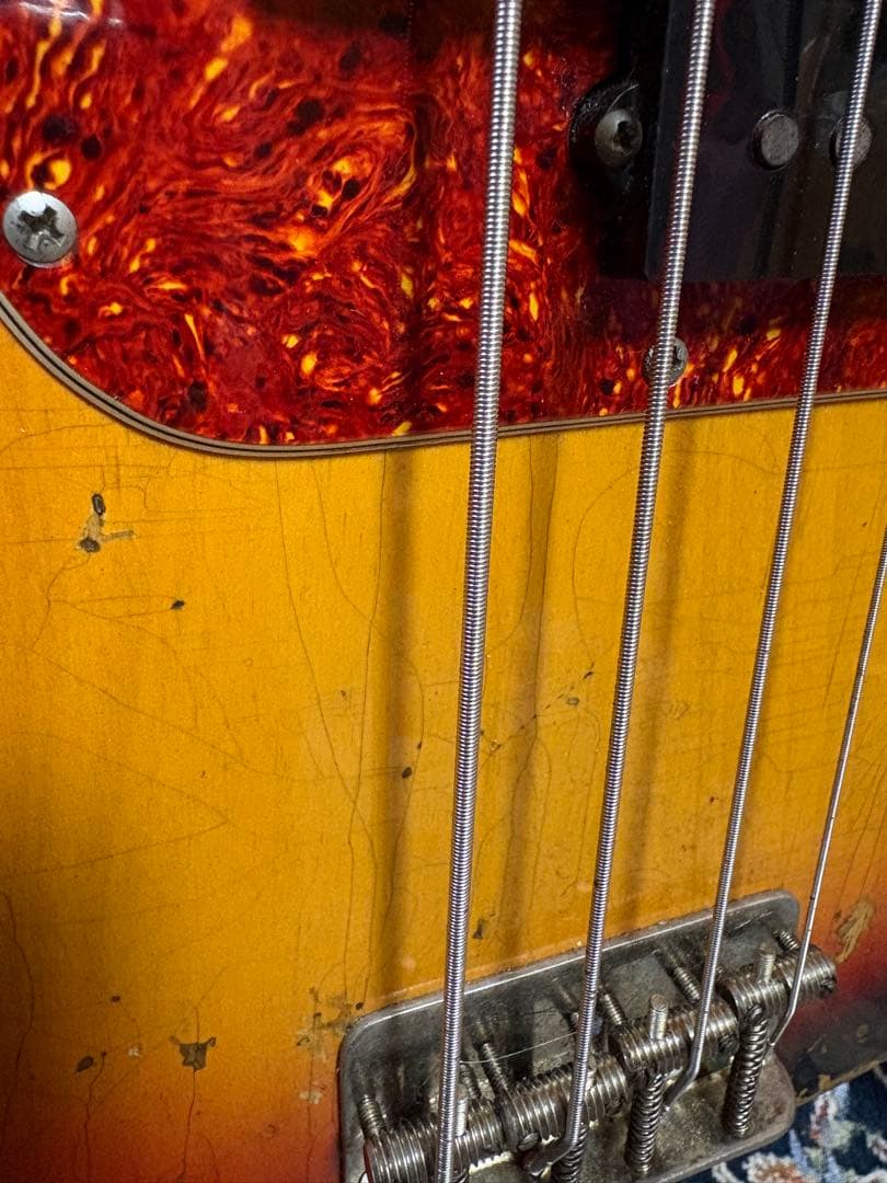 1990年FenderUSA American Vintage bass 62