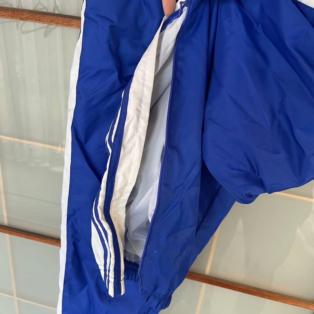 adidas 青 トラックパンツ ストライプ