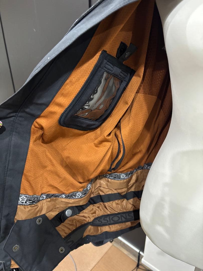 【SESSIONS】≪GORE-TEX≫ スノボウェア　セット上下　スキーウェア