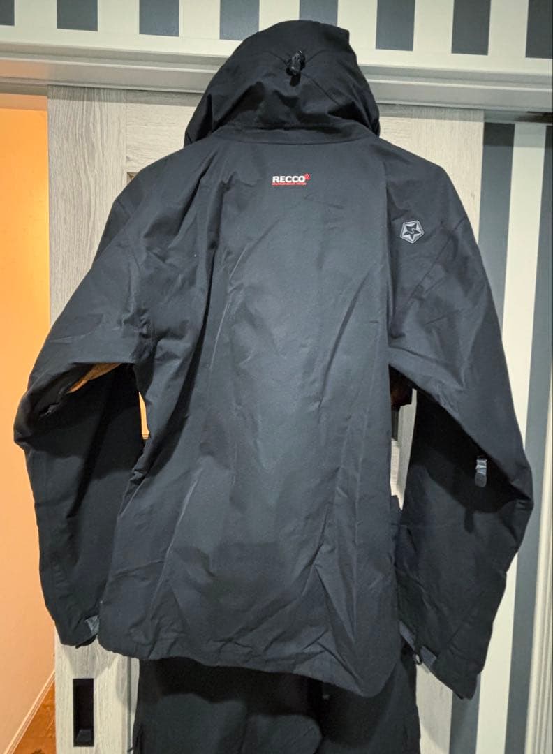 【SESSIONS】≪GORE-TEX≫ スノボウェア　セット上下　スキーウェア