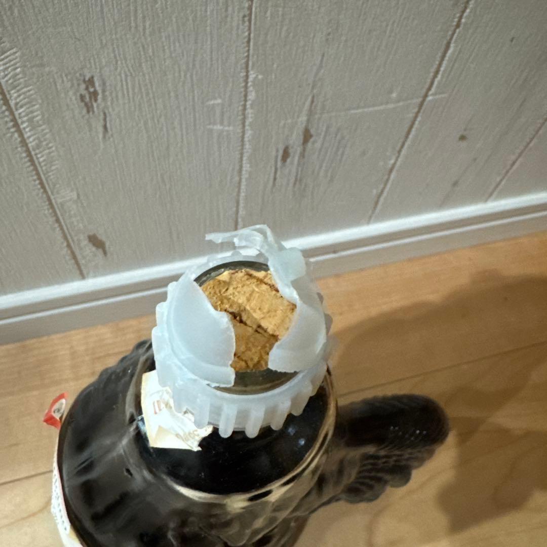 鶏型　果実酒　ワイン