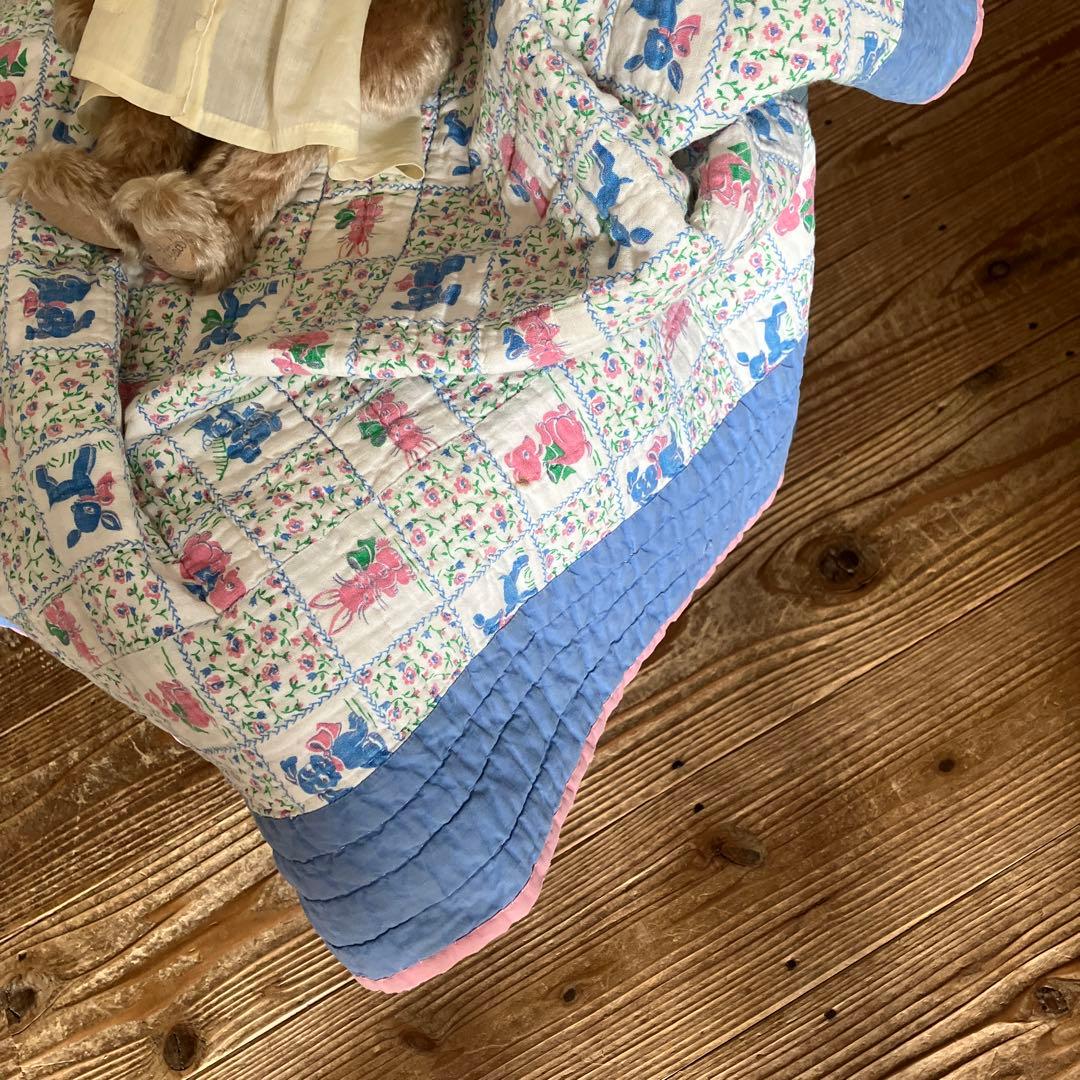 ビンテージフィードサックアニマルUSA99×124 ハンドステッチ ベビーキルト