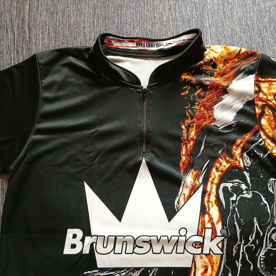 ボウリングウェア　ブランズウィック　ブラック　サイズM　マーブル　ハーフジップ