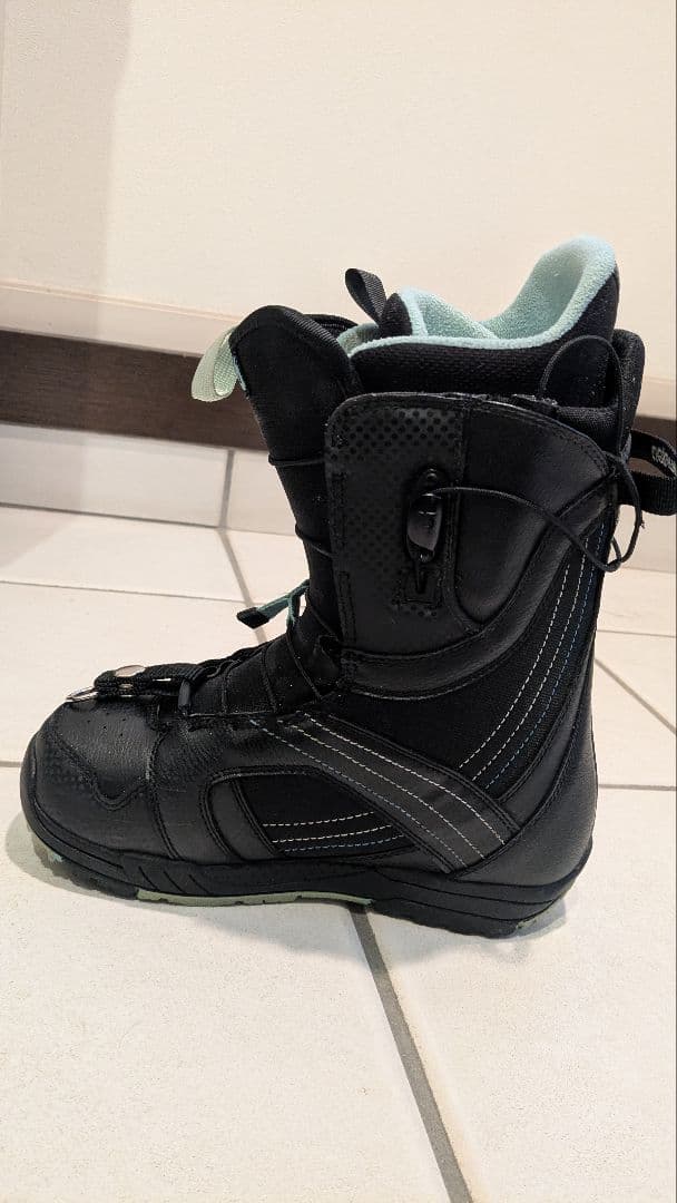 【Burton Mint 女性用スノーボードブーツ 24cm 】ブラック/ミント