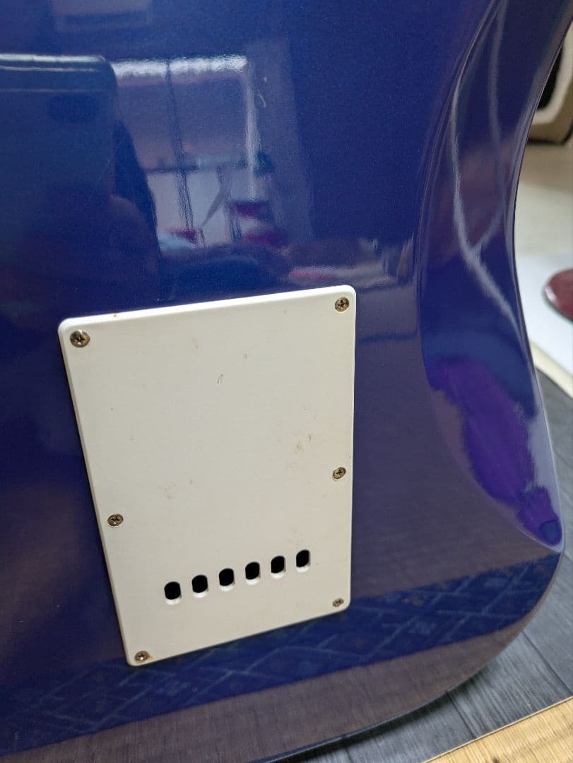 フォトジェニック　ブルー　エレキギター　ストラトキャスタータイプ